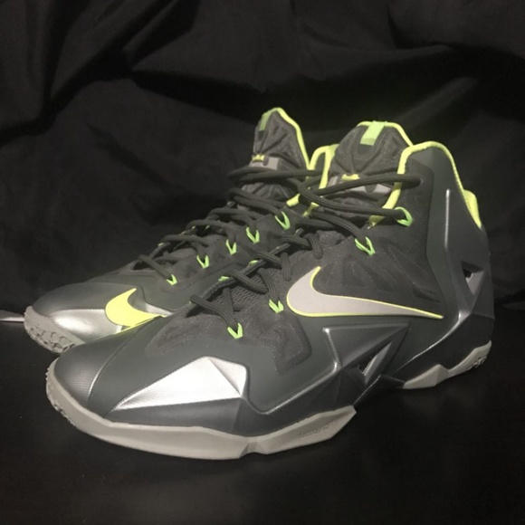 lebron 11 dunkman